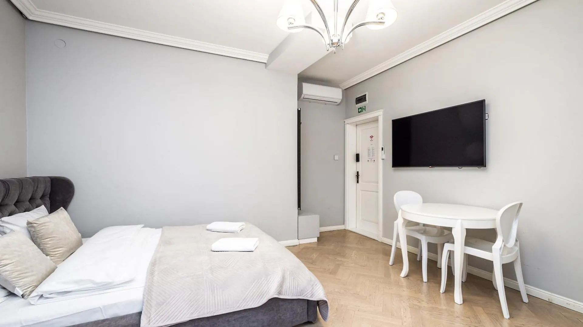 Apartment Rentplanet - Studio Krasinskiego Krakow